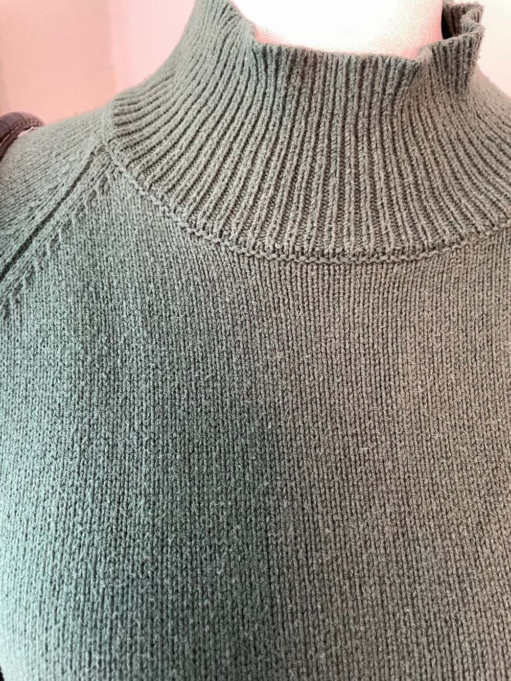 LOFT Forest Green Mock Neck Knit Sweater, Ribbed Hem, Women's Size S - Picture 3 of 6